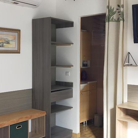 Gîte climatisé L'OISELLERIE Castelnou Esterno foto