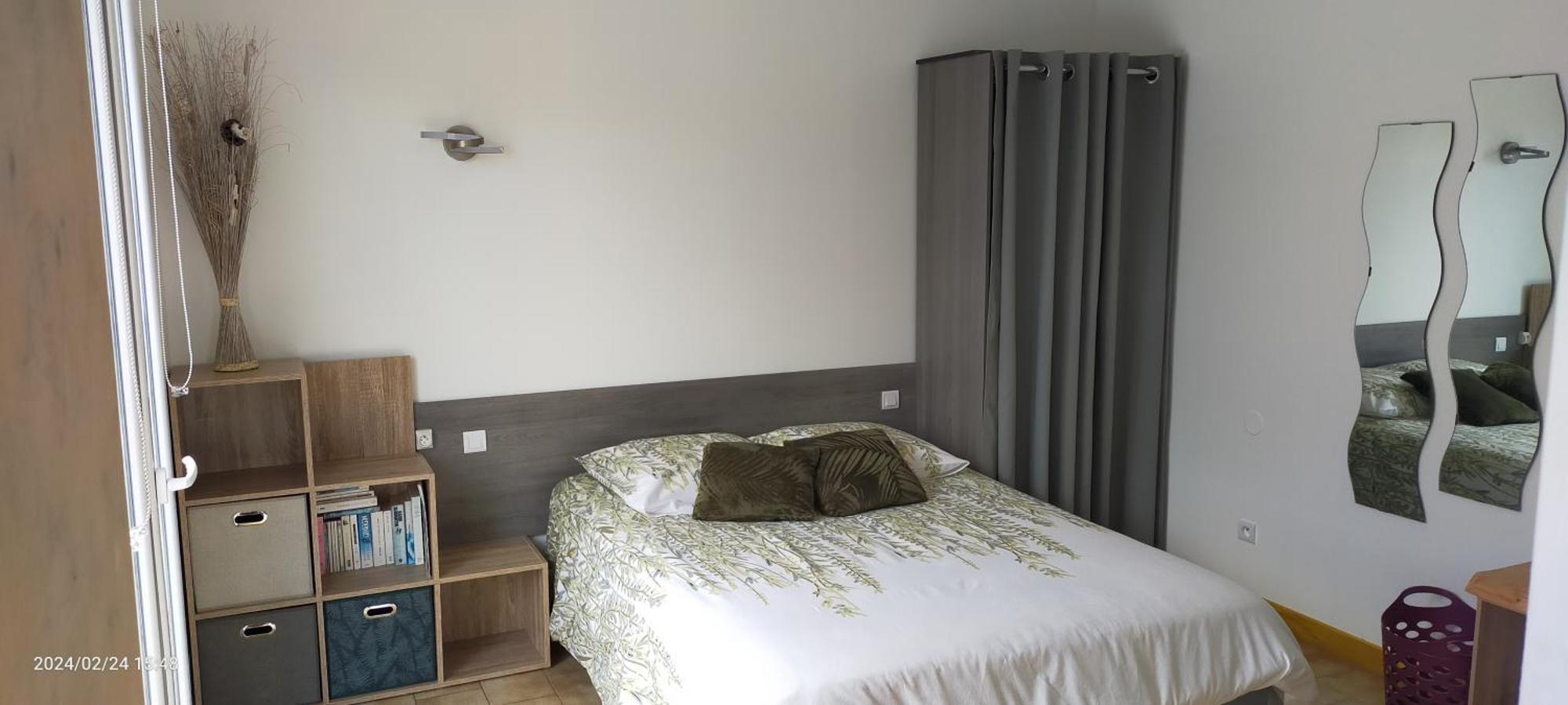 Gîte climatisé L'OISELLERIE Castelnou Esterno foto